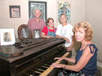 20060715020247-familia-anido-al-piano333.jpg