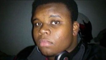 Investigan anomalías en caso de joven negro muerto en Ferguson, EE.UU