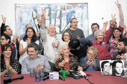 Abuelas argentinas identifican a 115 nietos desaparecidos
