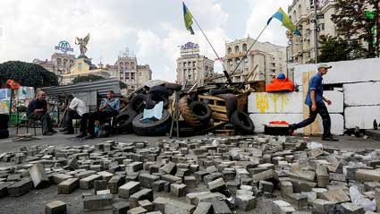 Manifestantes en Kiev exigen renuncia de Poroshenko