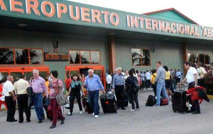 Aumenta tráfico internacional en Aeropuerto de Villa Clara