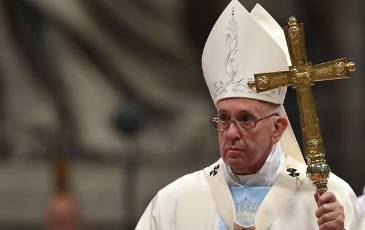 El Papa llama a combatir el río de miseria en el mundo en su mensaje de Año Nuevo