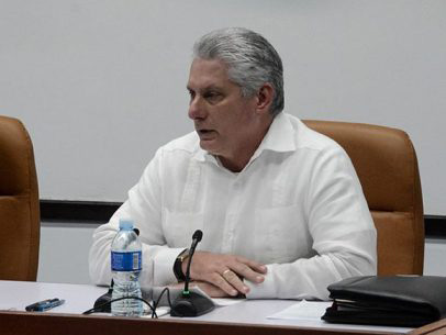 20200308110759-gobierno-cubano-evalua-medidas-para-enfrentar-al-covid-19-reunion-habana-coronavirus-04-580x435.jpg